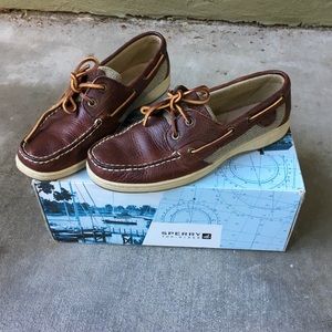 Sperry boat shoes